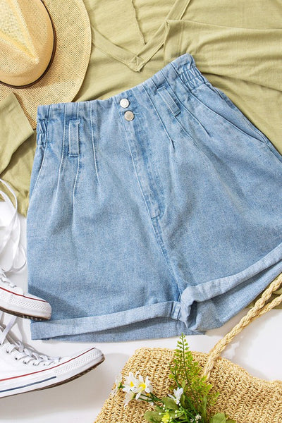 "Sunbathing" denim shorts