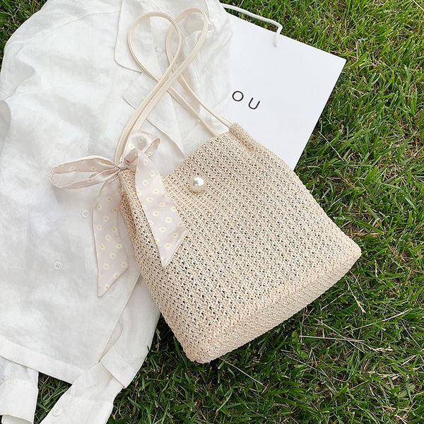 "Daisies in a woven bag" tote bag